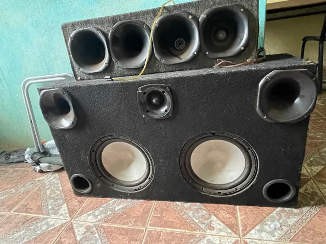 Som automotivo