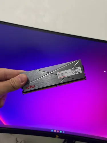 Memoria ram XPG D50 3600mhz 8gb com RGB
