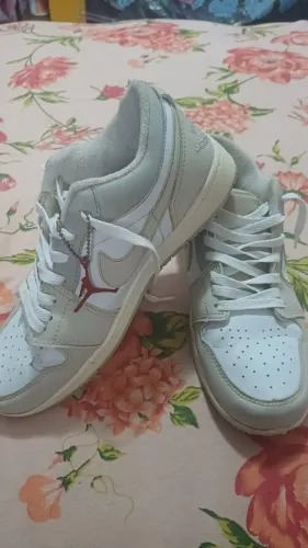 Tenis Nike air Jordan 1 low