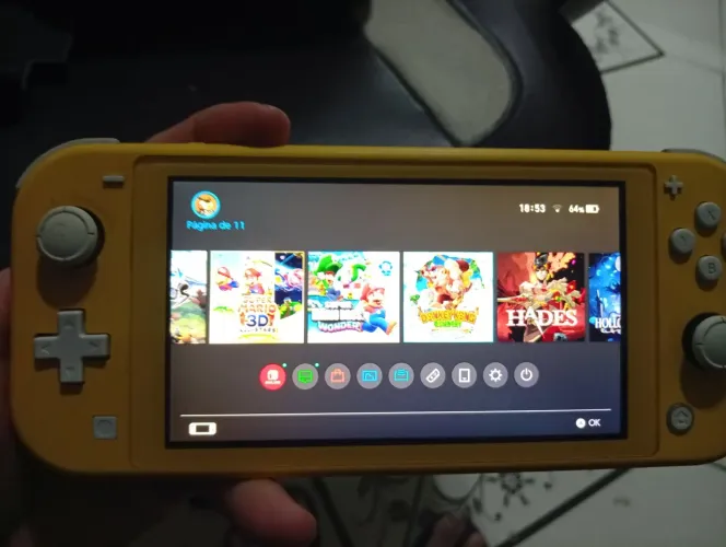 Nintendo Switch Light + Carregador + Case + Estojo