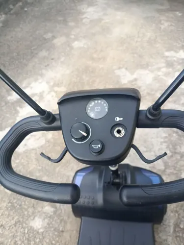 Cadeira elétrica , scooter para idoso