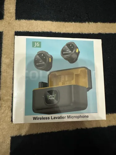Microfone de Lapela Sem Fio J6 - Wireless Lavalier Microphone