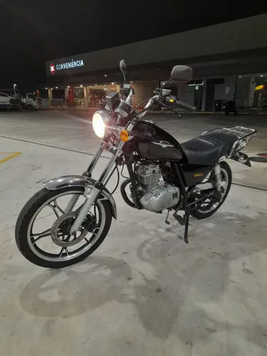 Suzuki intruder 125 
