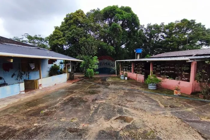 Chácara à Venda em Cocalzinho de Goiás  Região do Girassol | 27.294 m² de Área Total