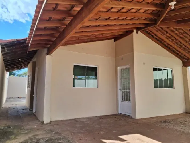 Casa Pirassununga/SP - Jd Ferrari - 2 dormts - garagem