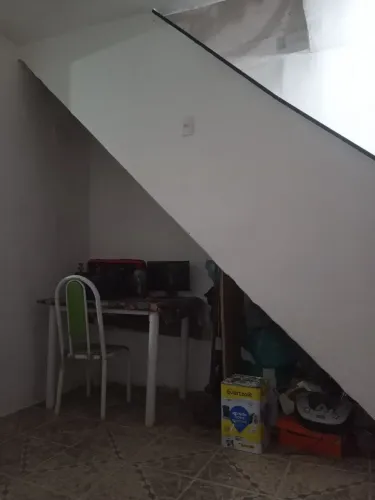 Vende se uma casa 