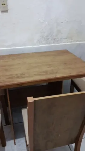 Mesa de Jantar 4 Cadeiras (NOVA)