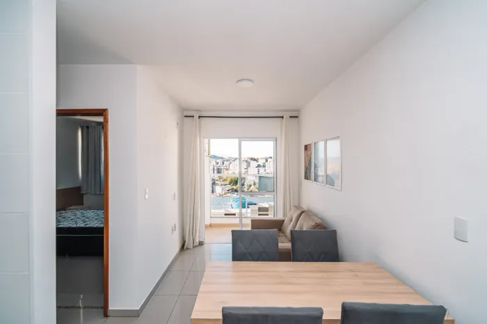 Apartamento de quarto e sala mobiliado no São Mateus