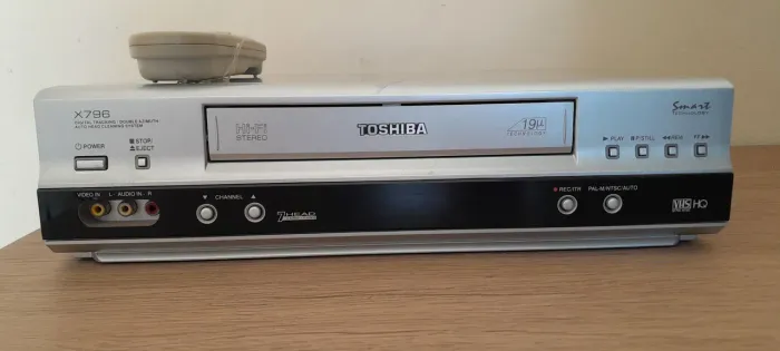 DVD + VHS Toshiba