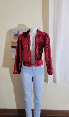 Casaco feminino vermelho veludo tam P