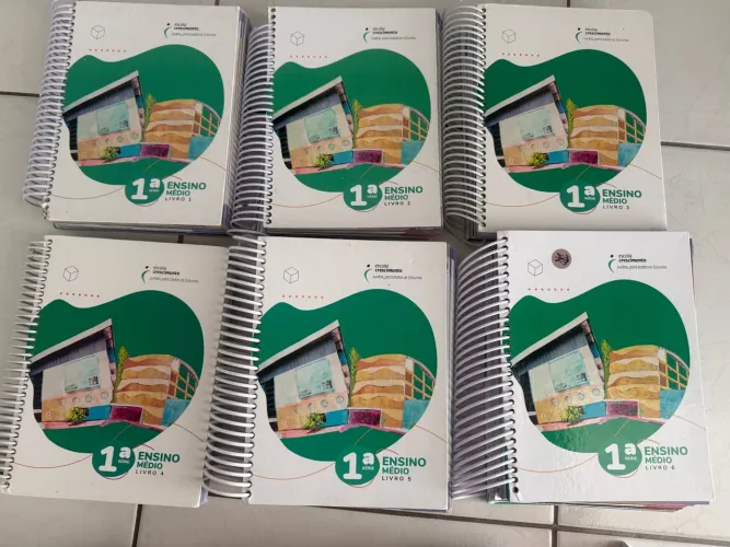 Doação de livros SAS 1. Ano ensino médio