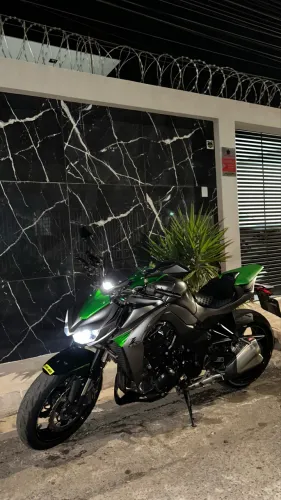 Vendo moto Z1000