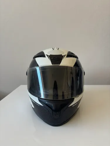 Capacete Mormaii e Roupa GG