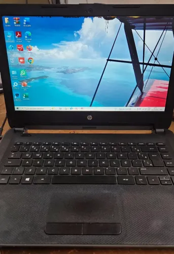 Notebook HP Intel Core I3, 6GB de RAM e SSD de 256GB.