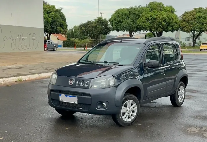 Fiat Uno WAY Celeb. 1.0 EVO Fire Flex 8V 5P 2012