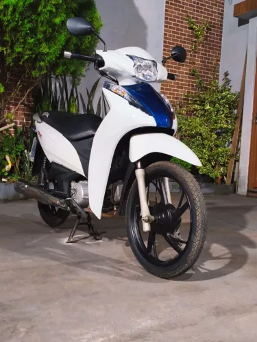 VENDO HONDA BIZ 110i 2022 QUITADA