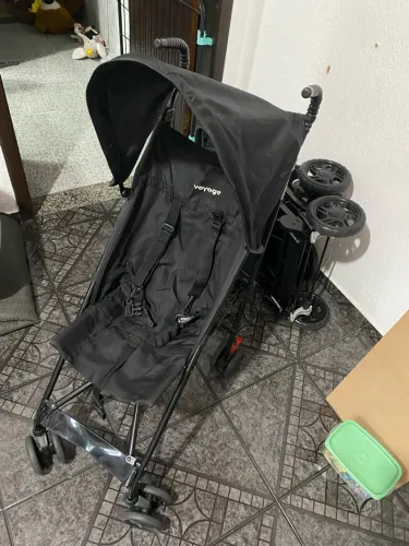 Carrinho guarda chuva Voyage