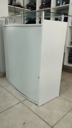 Balcão Comercial para Caixa e Atendimento