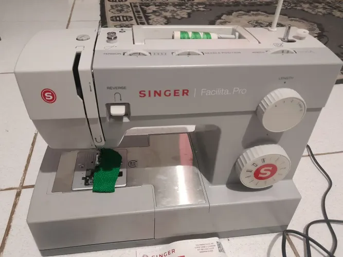 Máquina Singer