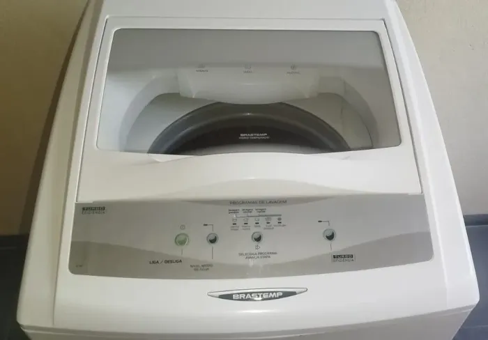 Máquina de lavar roupa 8KG Brastemp