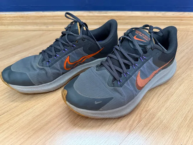 Tênis Nike misto tanto para corrida quanto academia