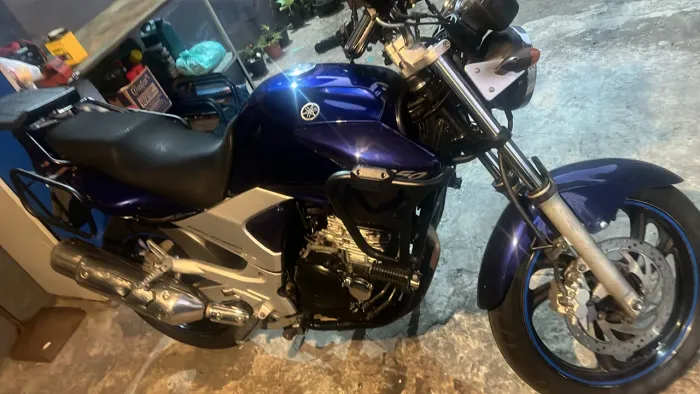 Moto uso só pra trabalho particular troca pelo carro ?