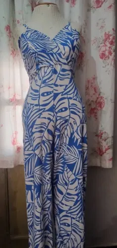 Macacão feminino longo de malha esticar 