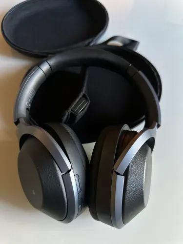 Fone de ouvido  sony wh-1000xm2 com cancelamento de ruídos
