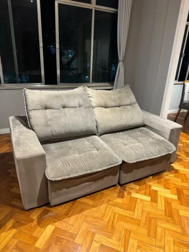 Sofá retrátil