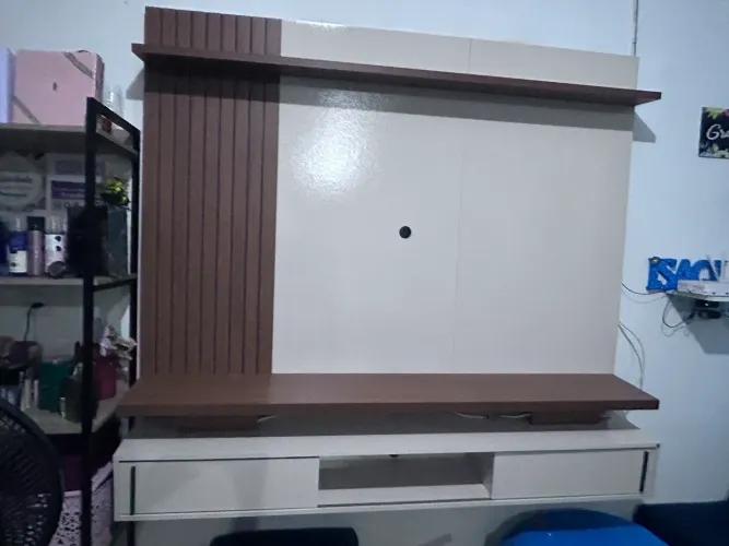 Painel de TV 65 polegadas 