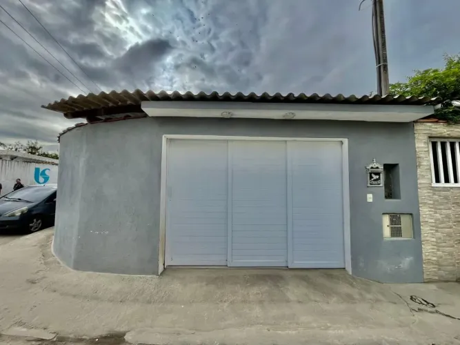 Casa à Venda em condomínio Vitória Park (Morrinhos) no Guarujá I Omega Imóveis