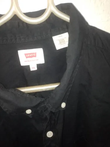 Camisa Levis manga longa preta GG