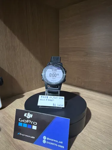 Garmin fenix 5s Plus - inglês