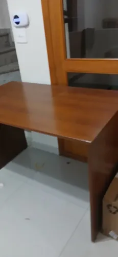 Mesa de escritorio (Tok&Stok)