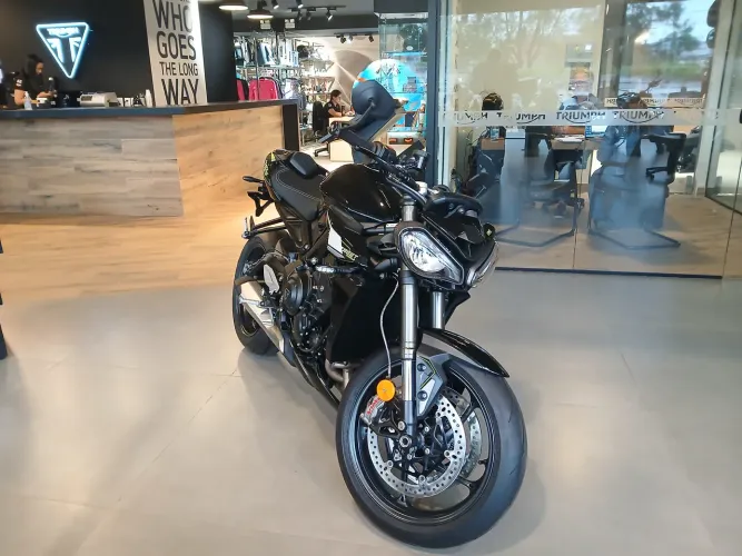 STREET TRIPLE 765 RS 2024/25 1.589KM | SEMINOVA EXTRA