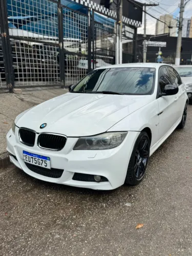 BMW 318I A 2.0 16V 136cv 5P 2012
