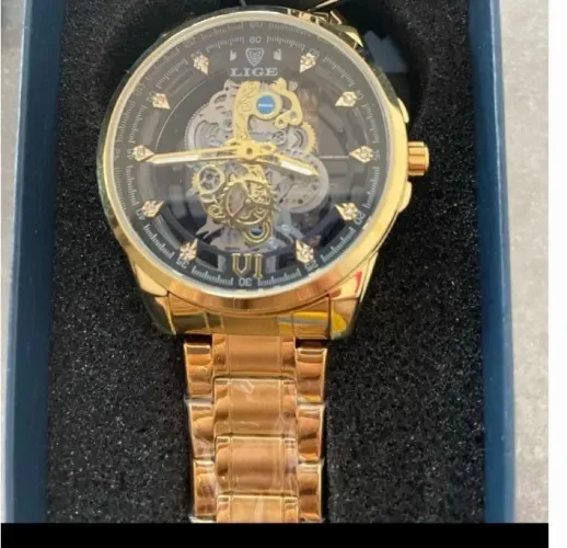 Relógio dourado unisex