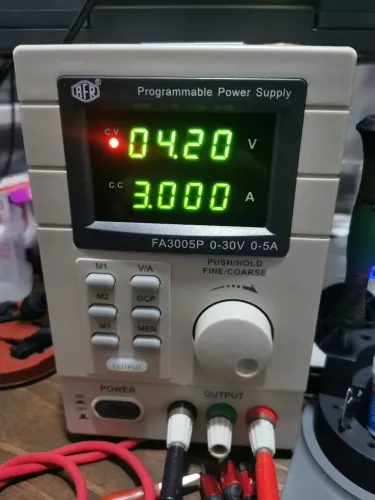 Fonte de Bancada AFR FA3005P