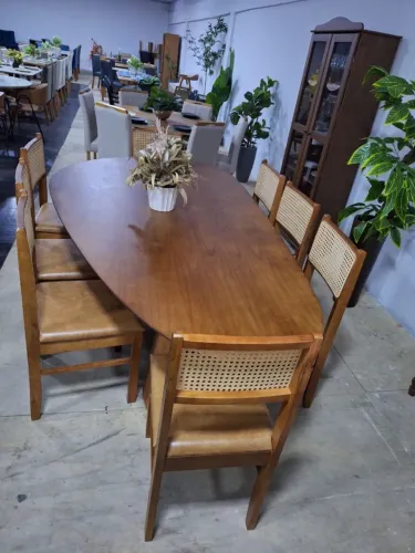 Mesa de Jantar prime com 8 cadeiras 2,40x130