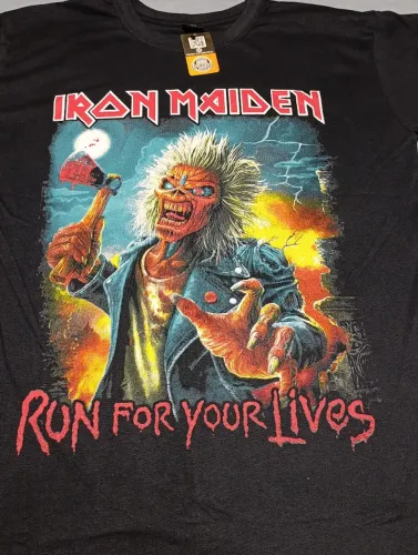 Camiseta Iron Maiden tour 2026