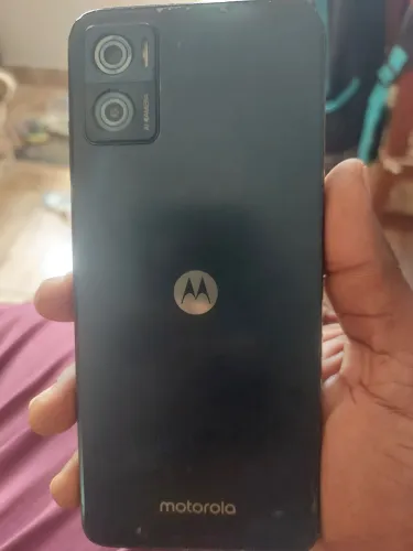 Moto e 22