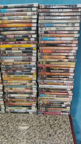 DVDs faroeste e guerra