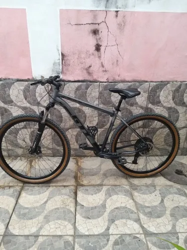 Vendo bicicleta aro 29 12v freio hidráulico