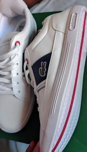tênis Lacoste branco n° 38 na caixa