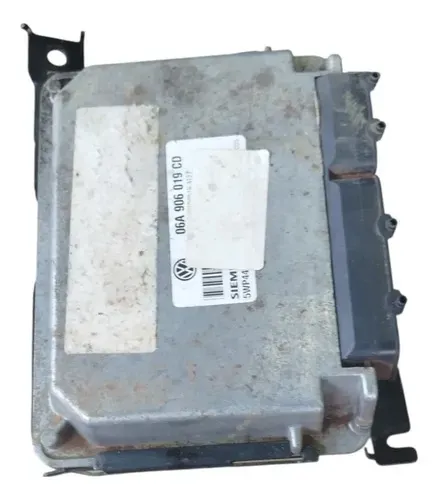 Modulo Injeção Central Vw Golf Sr 1.6 1997 2001 06a906019cd