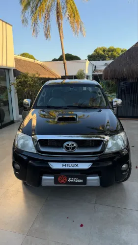 Toyota Hilux CD SRV D4-d 4X4 3.0 TDI Diesel AUT 2011