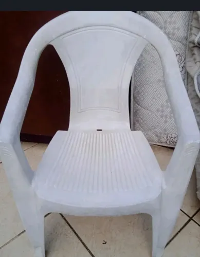 Cadeira plastico