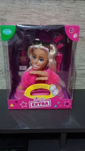 Boneca cabeleireira Barbie,que fala