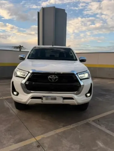 Toyota Hilux CD SRX 4X4 2.8 TDI 16V Diesel Aut. 2023