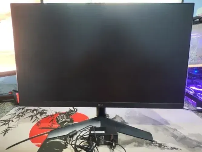 Monitor Gamer LG UltraGear 24" Full HD 144Hz
